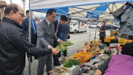 박상돈 시장, 추석맞이 전통시장 방문...성환이화·병천시장 격려