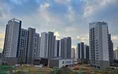 [단독] 입주 코앞인데 금가고 물새고…창원 에일린의뜰 부실시공 논란