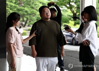 '쯔양 협박 의혹' 유튜버 구제역·카라큘라·전국진, 수익 중지