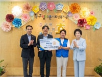 뉴-백제로타리클럽, 동구 정다운어르신복지관에 삼계탕 후원