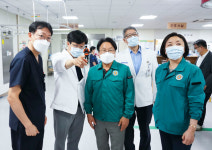 강기정 광주시장, 전남대병원 권역응급의료센터 현장방문
