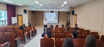 진주 망경초등학교, 생태전환 맨발걷기 학부모 및 교직원 연수 성황리에 마쳐