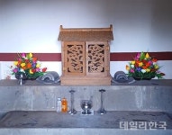 [4인 4색 문화 에세이-16] 이명진 수필가 치장 좋아했던 성읍리 관청할망당