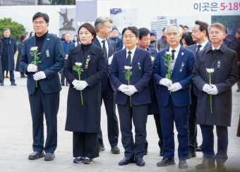 강기정 광주시장, 제주항공 여객기 참사 희생자 추모