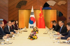 한중, 문화교류 복원 통한 협력 강화 합의…경제·안보 논의도 진행