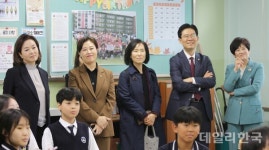 대구 IB 교육 현장 찾은 국민의힘 교육위...이런 학교 더 많아야