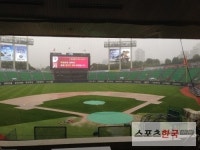 21일 잠실 KIA-LG전, 우천 순연…5경기 연속 취소