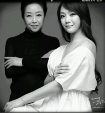손준호 아내 김소현, 모친과 함께 다정샷 미모가 '모전여전'...