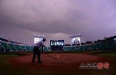 3일 잠실·마산 경기, 우천으로 취소