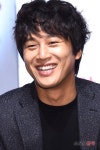 차태현 훈훈한 아빠미소