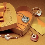  [럭셔리한국] 불가리, 발렌타인데이 위한 ‘큐오레 컬렉션’ 출시 