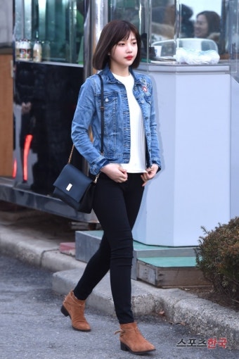 레드벨벳 조이, 추위를 잊은 봄패션