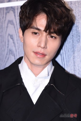 이동욱 '숨막히는 눈빛'