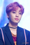  니엘, 화려한 아이 메이크업 (틴탑 쇼케이스) 