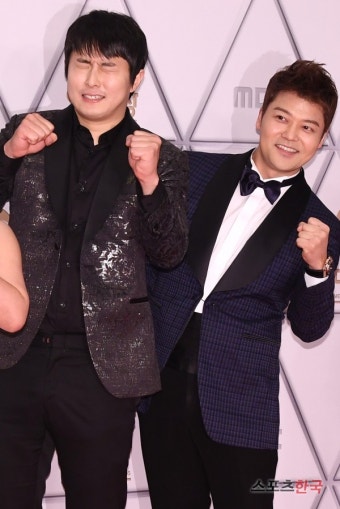 기안84·전현무, '나 혼자 산다' 파이팅! (2017 MBC 연예대상)