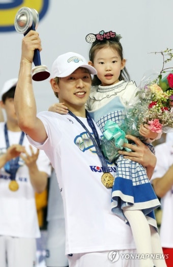 [대한항공 우승] '최고연봉' 한선수, 챔피언결정전 MVP 영예