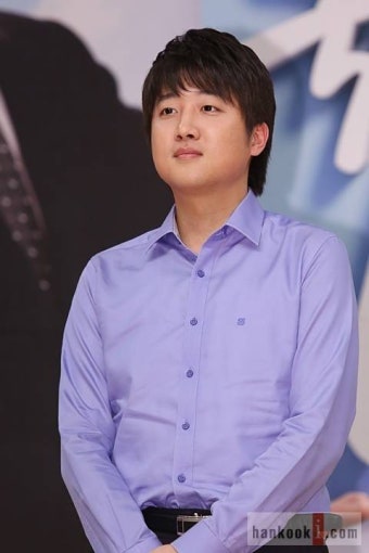 신동욱 