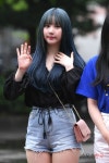  [포토] 여자친구 은하, 파격적인 헤어컬러(뮤직뱅크 출근길) 