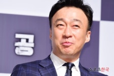  이성민, 귀여운 미소 