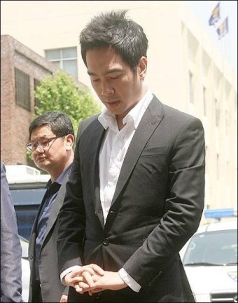 성범죄자 알림e, 고영욱 신상정보는 2020년까지…