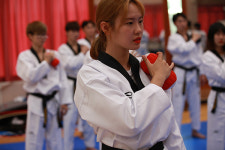  스포츠와 헬스케어 전문 나음케어-한국대학태권도연맹 국가대표 시범단 간 MOU 체결 