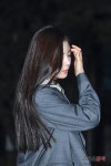  있지 리아, 긴생머리 사이로 보이는 콧대 (뮤직뱅크 출근길) 