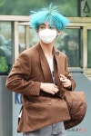  BTS 뷔, 파란 민들레 홀씨 (뮤직뱅크 출근길) 