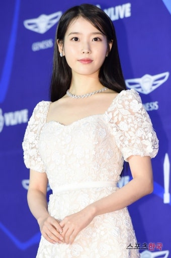 백상예술대상 후보들, 박보검과 변우석의 뜨거운 대결 예고