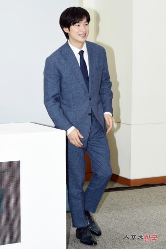 이제훈, 국세청 홍보대사의 발걸음