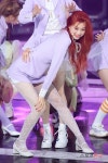  위키미키 김도연, 화려한 레이스 스타킹 (더쇼) 