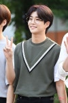  아스트로 MJ, 잠자리 안경 가뿐하게 소화 (뮤직뱅크 출근길) 