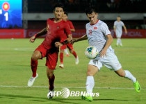 박항서의 베트남, 인도네시아 원정서 3-1 완승 [월드컵 축구예선]