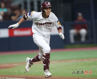 '2루타 46개' 키움 이정후, 2루타 2개만 더 추가하면 KBO '신기록'