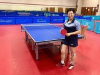 무려 41살 차이…04년생 탁구 신동 신유빈이 만나는 63년생은 누구