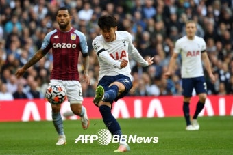 '손흥민 리그 1호 도움' 토트넘, 아스톤빌라전 1-0으로 전반 종료