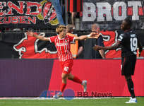 뮌헨넘어 분데스 1위 이끈 한일듀오[스한 이슈人]