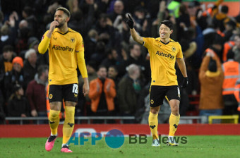 '시즌 첫골' 황희찬에 현지매체도 축하 