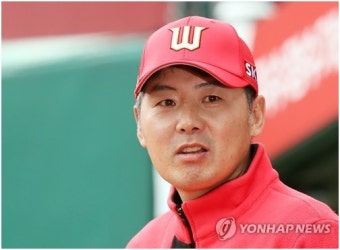 이 모습도 좋네… 김원형 감독 