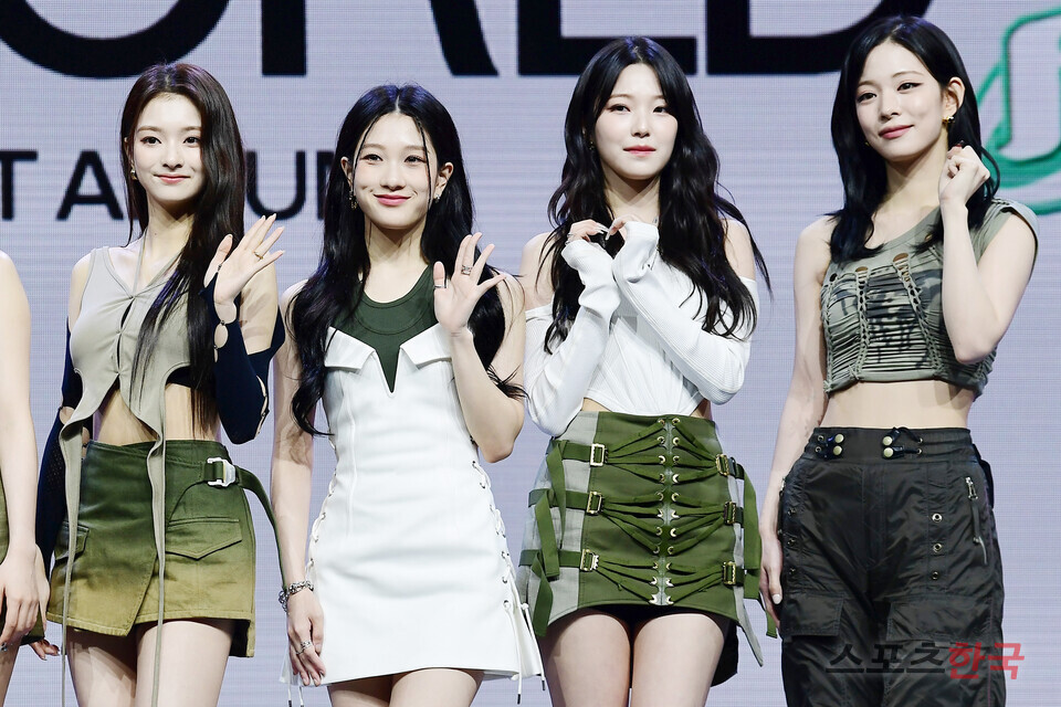 프로미스나인, 플레디스와 전속계약 종료...하이브 소속사로 이적할 예정
