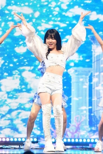 오마이걸 승희, 예쁨 가득