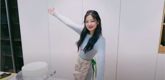 제니, 1인 기획사 사무실 공개…