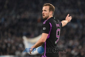 케인의 무관 저주인가… '김민재 풀타임' 뮌헨, 라치오에 0-1 패배[UCL 16강]