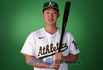 '시범경기 타율 0.343' 이정후, 김하성과 MLB 개막전 정조준… 박효준 교체출전