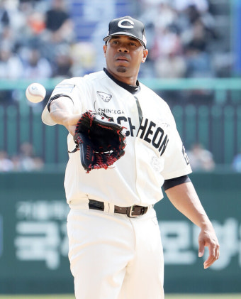 엘리아스 '내복사근 파열 진단'에 SSG 이숭용 