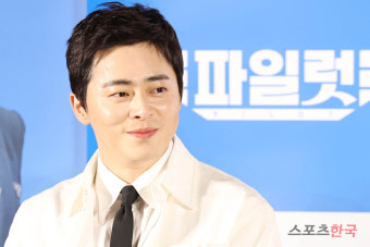 '파일럿' 조정석 