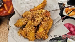 [현장] 판교시대 연 교촌의 첫 행보 교촌옥수수…국내산 아닌 옥수수 아쉬워