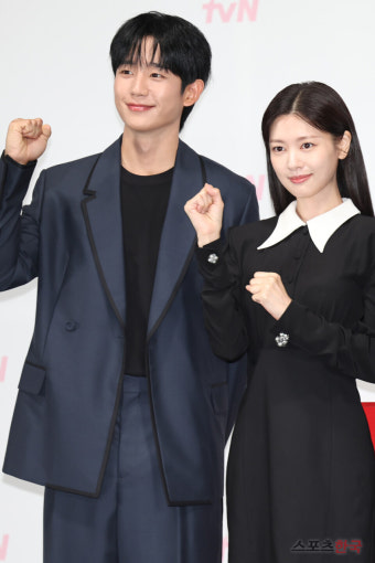 '엄친아' 정해인, '로코 장인' 타이틀 얻을까…