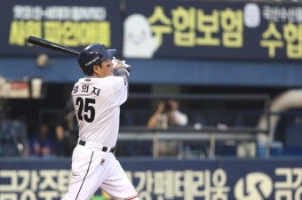 '푸른한화 돌풍 어디까지'… 한화, 류현진 호투 앞세워 19년만 두산전 스윕