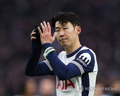 토트넘, FA컵 32강에서 빌라에 패배하며 무관에서 벗어나지 못해