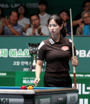 박정현 '첫 우승' 이뤘다!... 강유진 4-2 꺾고 LPBA 정상
